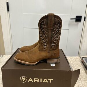 ARIAT MEN'S HYBRID VENTTEK PERFORMANCE WESTERN BOOTS - BROAD SQUARE TOE size 8.5